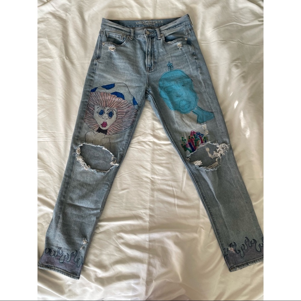 American Eagle mom jeans